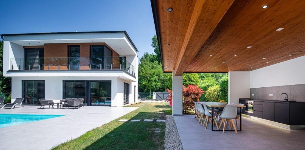 Bony Resort Szarvas Exterior foto